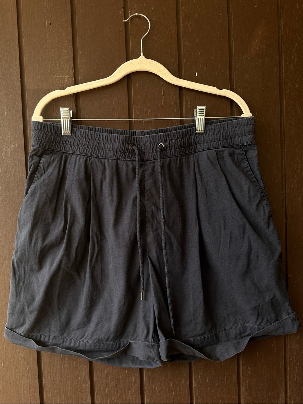 Men’s James Perse Size 3 Casual Drawstring Shorts in Charcoal Grey